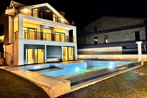 Villa Pandora 2