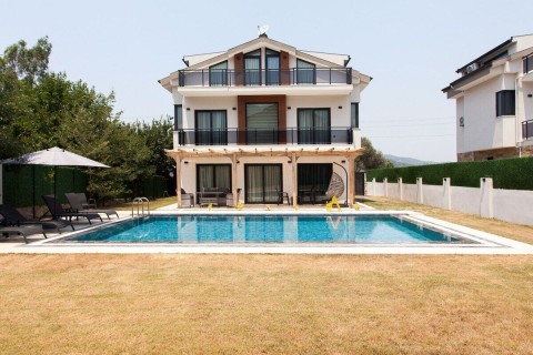 Villa Cesur 2
