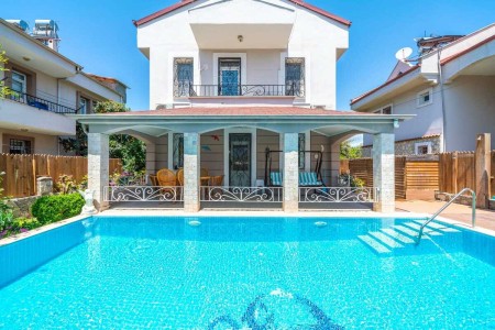Villa Atam