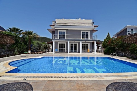 Villa Naz