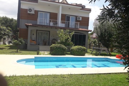 Villa Ela Duo