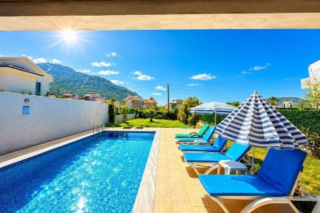 Villa Doğu 1