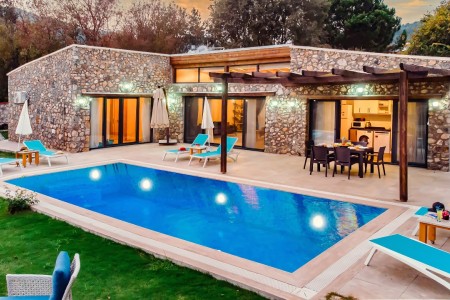 Villa Eterna