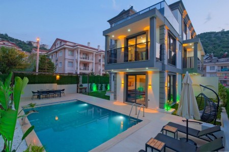 Villa Akar 1