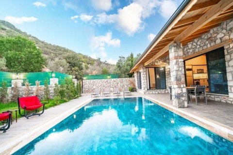Villa Akar Kaya